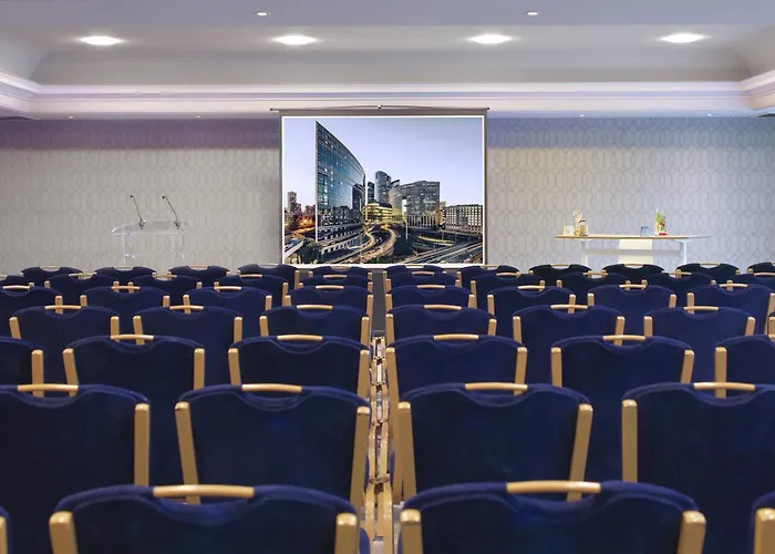 Renaissance Paris La Defense Hotel